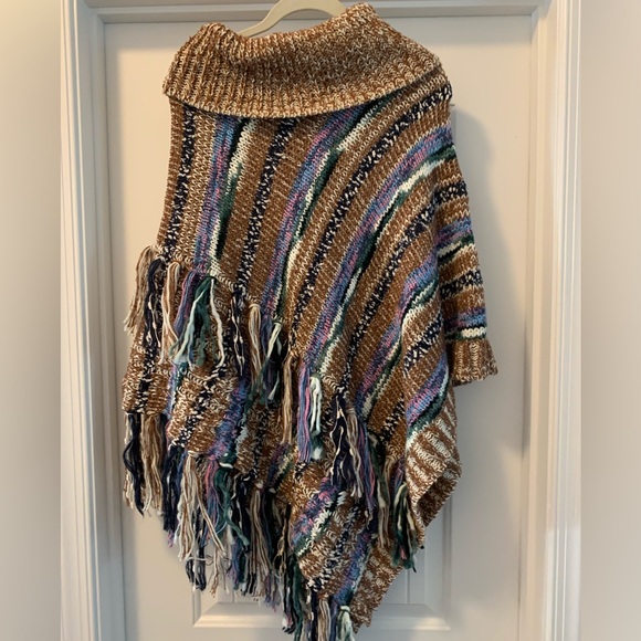 Anthropologie Jackets & Blazers - Crochet Knit Poncho With Cape Fringe Size OS NWOT Boho